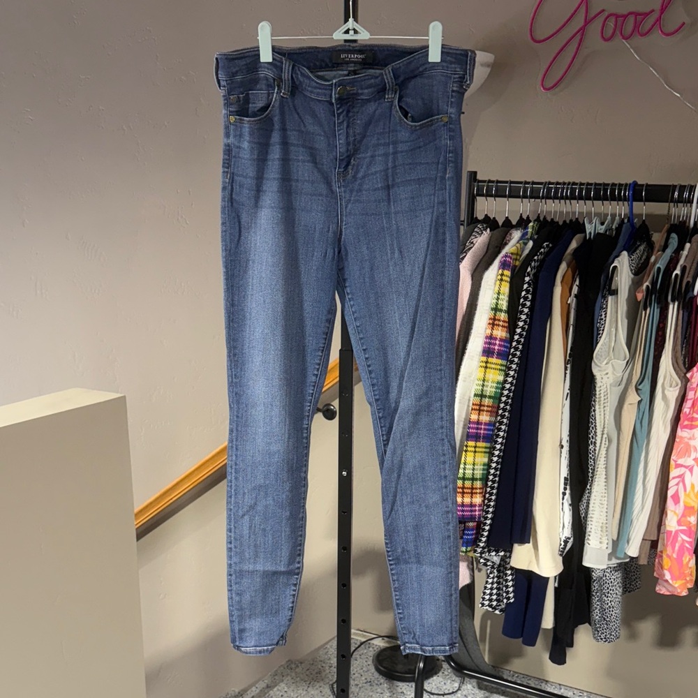 Liverpool Women's Classic Blue Skinny Jeans